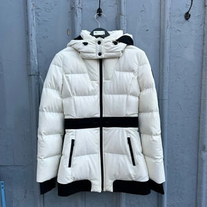 Moose Knuckles BNWOT Tracadie Down Jacket, size M